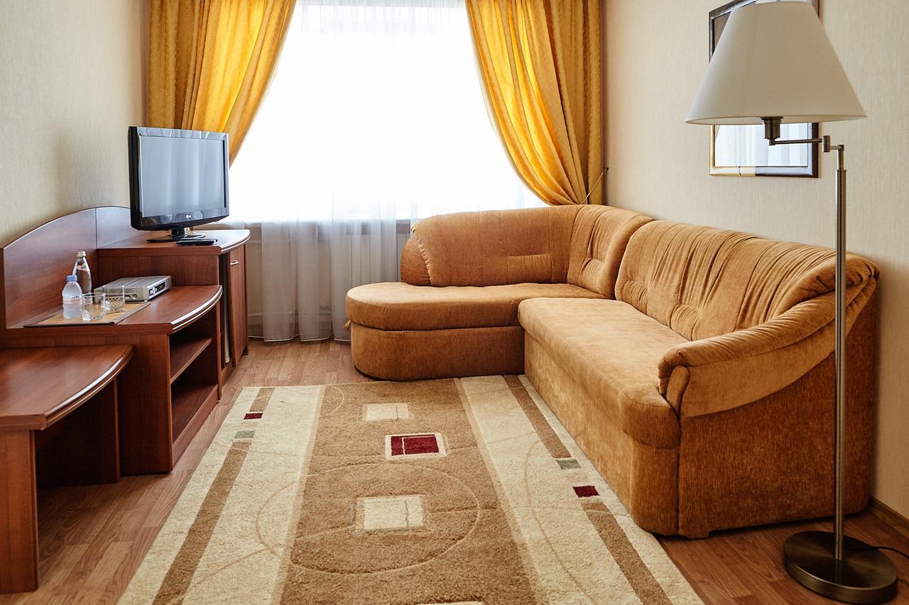 Hotel Nadezhda Dnipro Luaran gambar